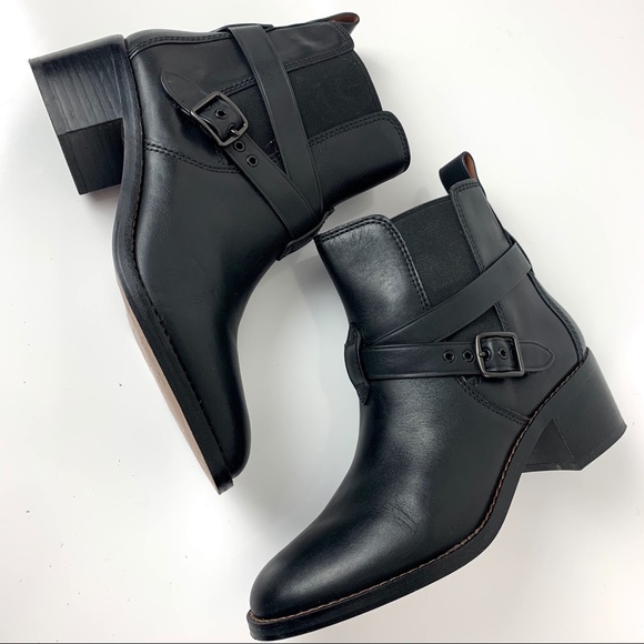 Coach Shoes - Coach CHELSEA BOOT FG1002 Black Booties like New